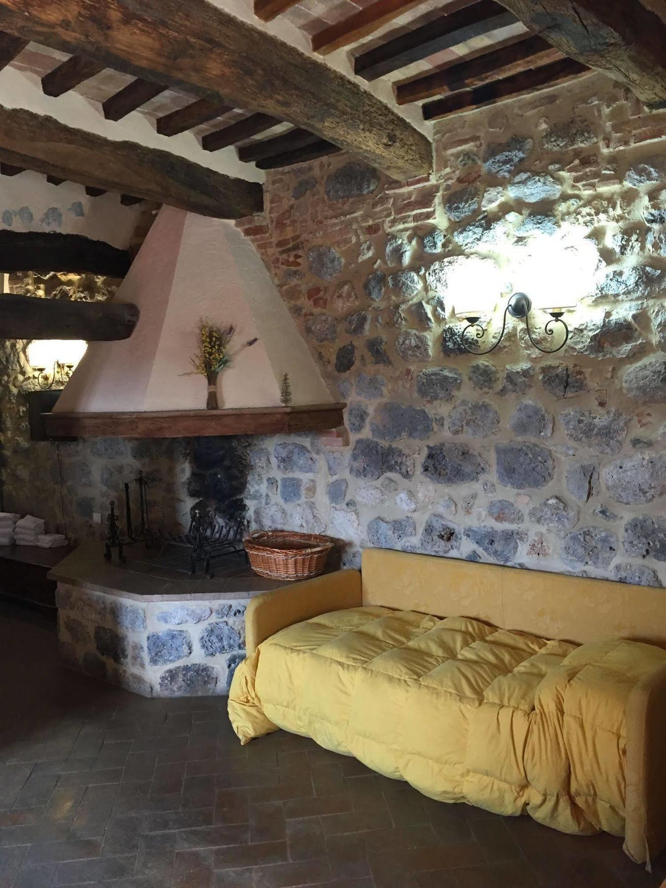 La Vecchia Corte San Gimignano Eksteriør bilde